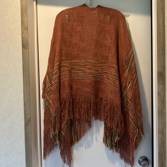 Shawl - Picture 3 of 3